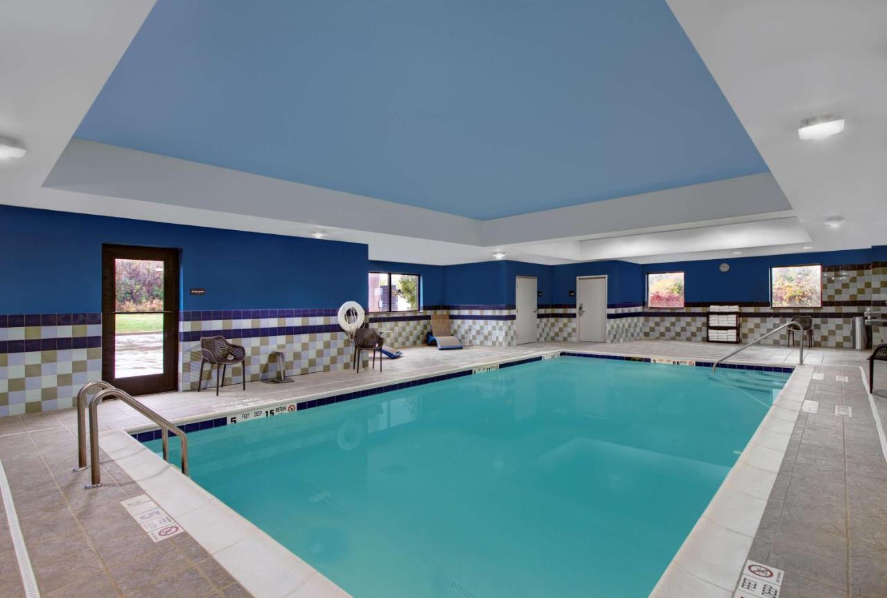 איסט סירקיוז Hampton Inn & Suites By Hilton Syracuse Dewitt מראה חיצוני תמונה